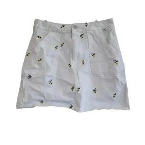 NoBo Women's White Denim Mini Skirt w Daisy Embroidery